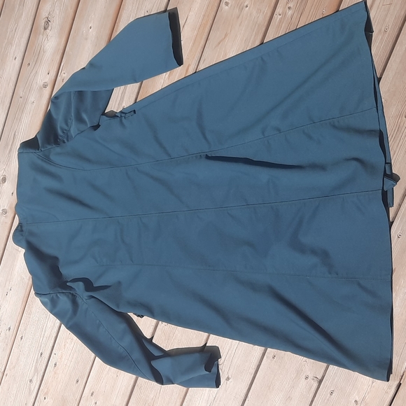 Blazer - Picture 12 of 13